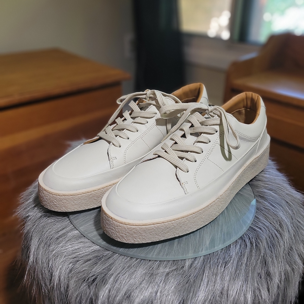 Mr. B's Collection Cream Leather Men's Sneaker Size 10